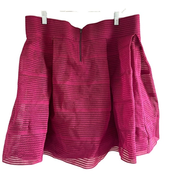 Torrid Burgundy Striped Sheer Flared Skater Skirt Size 2X - Picture 4 of 12